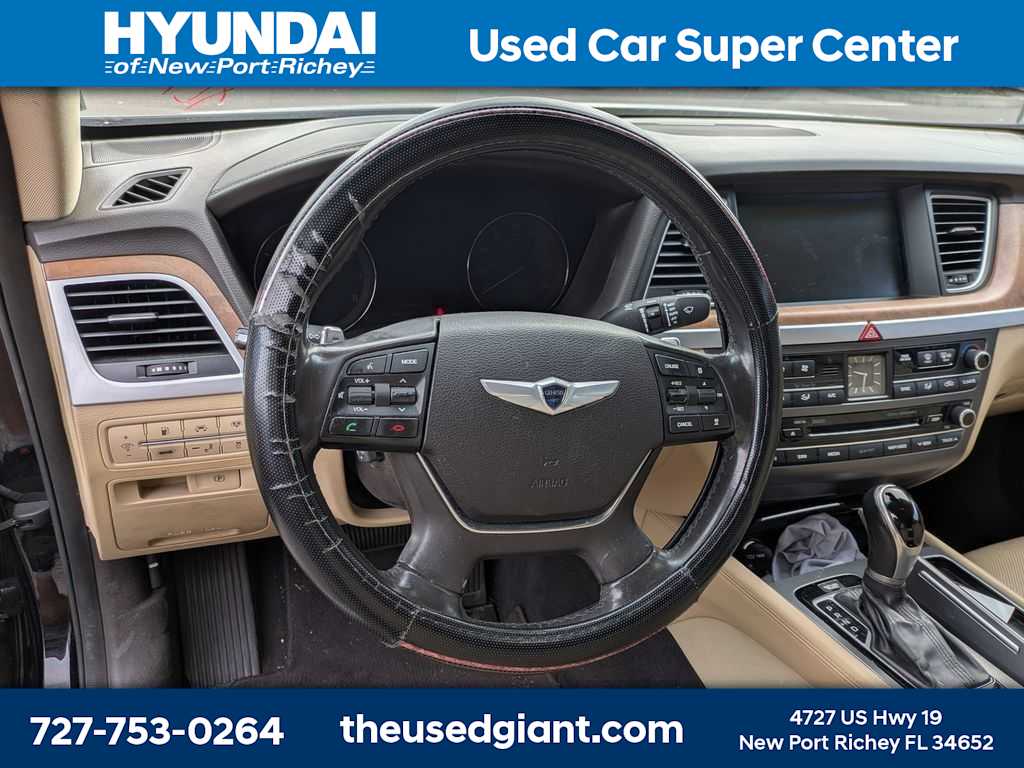 Thumbnail: 2015 Hyundai Genesis - 11