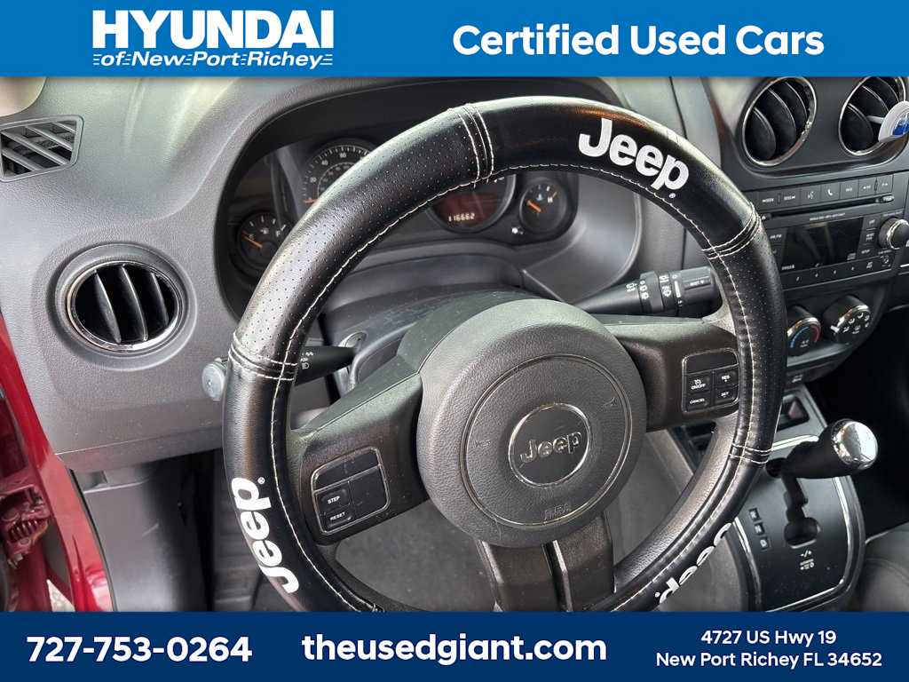 Thumbnail: 2016 Jeep Patriot - 9