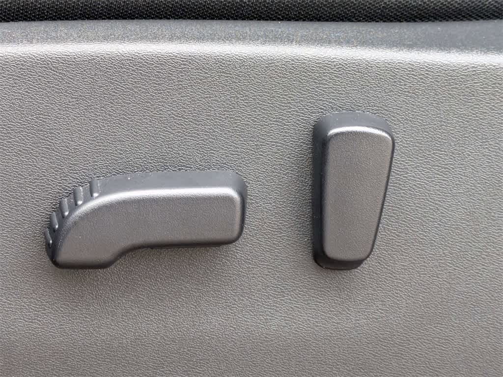 Thumbnail: 2022 Nissan Frontier - 22