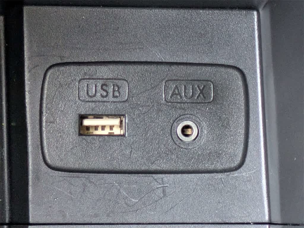 Thumbnail: 2014 Subaru XV Crosstrek - 23