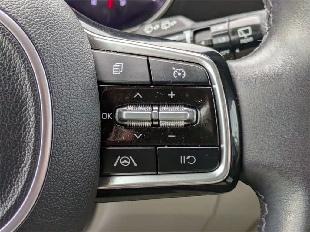 Thumbnail: 2024 Kia Carnival - 35