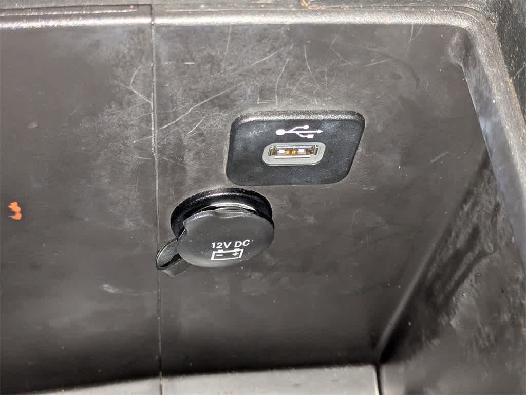 Thumbnail: 2017 Jeep Wrangler - 25