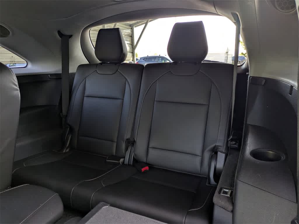 Thumbnail: 2017 Acura MDX - 16