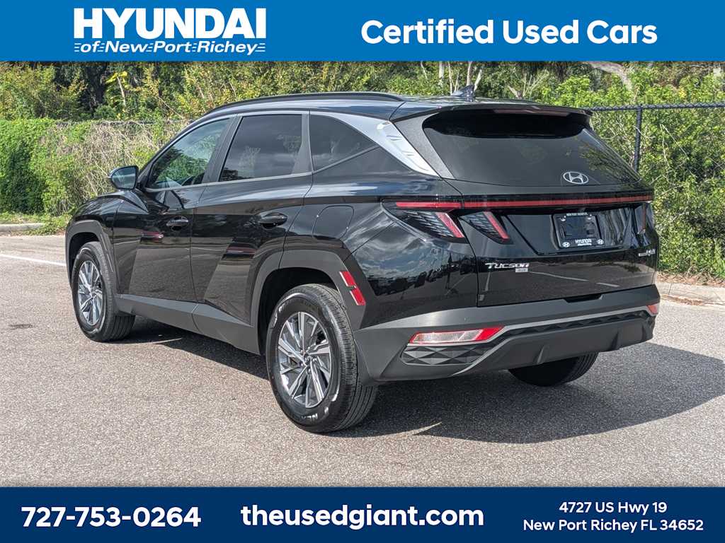 Thumbnail: 2022 Hyundai Tucson - 3
