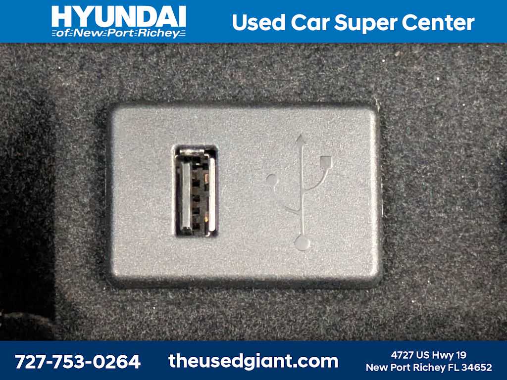 Thumbnail: 2013 Nissan Altima - 26