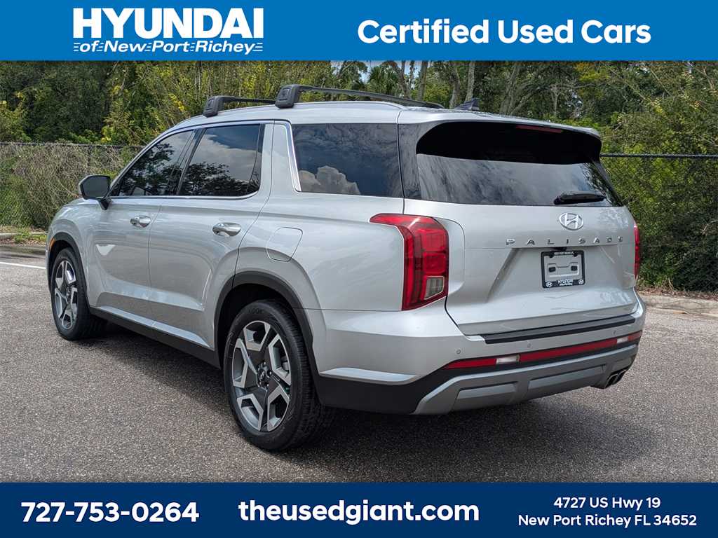 Thumbnail: 2023 Hyundai Palisade - 3