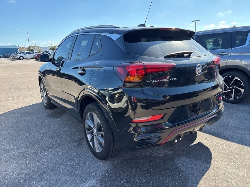 Thumbnail: 2022 Buick Encore GX - 2
