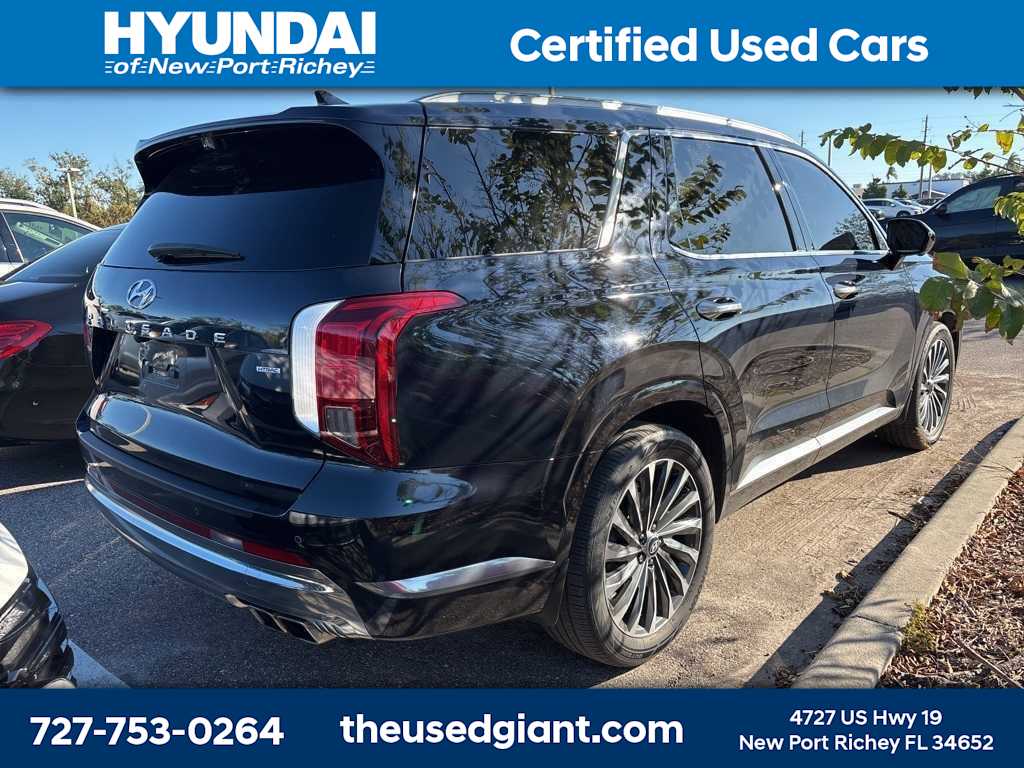 Thumbnail: 2023 Hyundai Palisade - 3