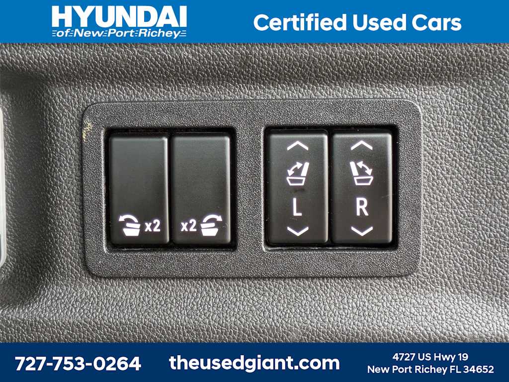 Thumbnail: 2021 GMC Yukon XL - 14