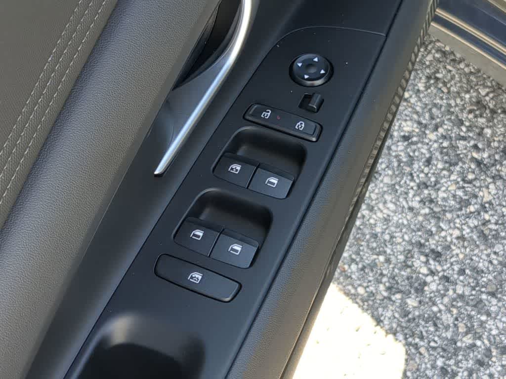 Thumbnail: 2026 Hyundai Elantra - 18