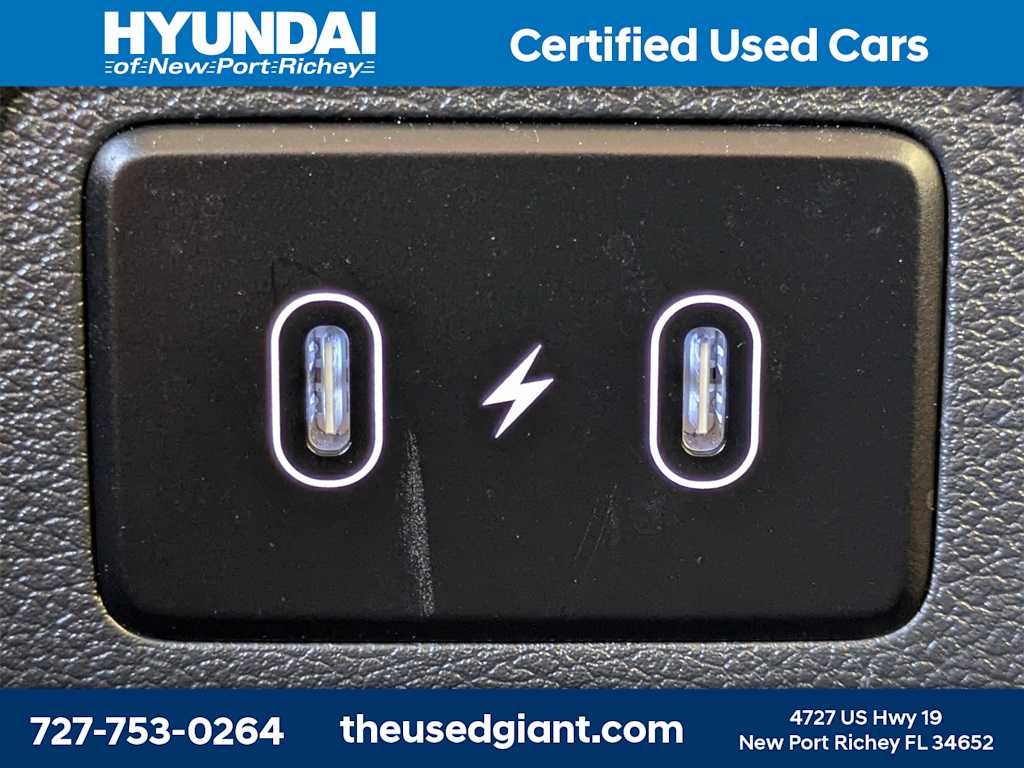 Thumbnail: 2024 Hyundai Venue - 15