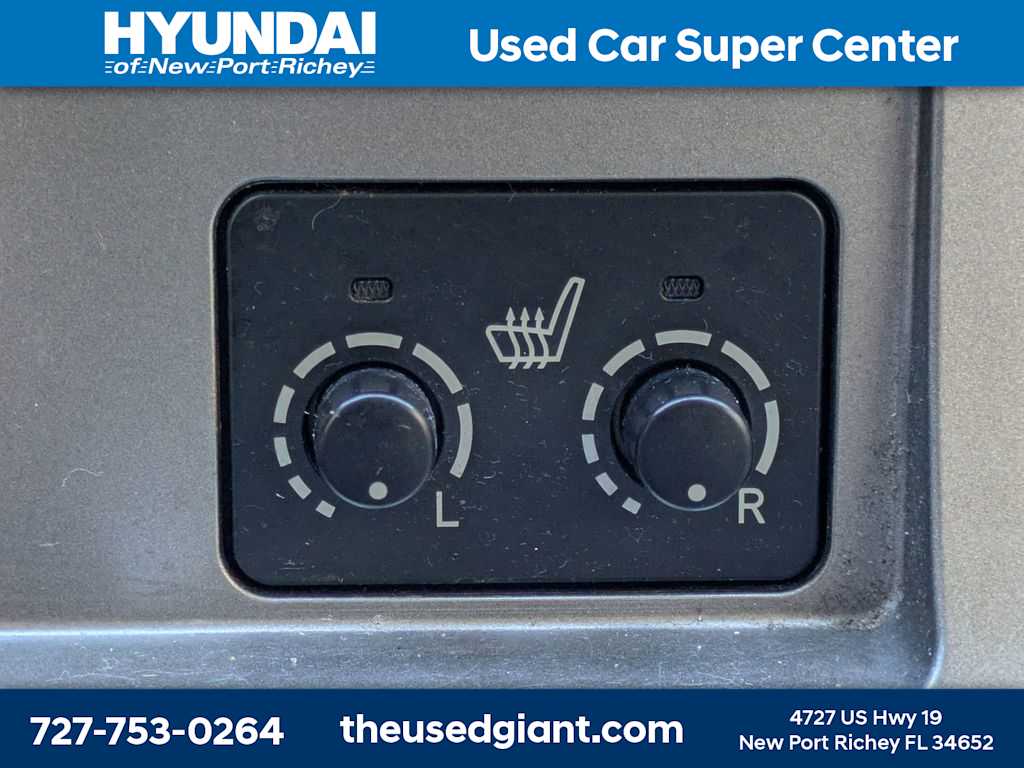 Thumbnail: 2011 Toyota Highlander - 30