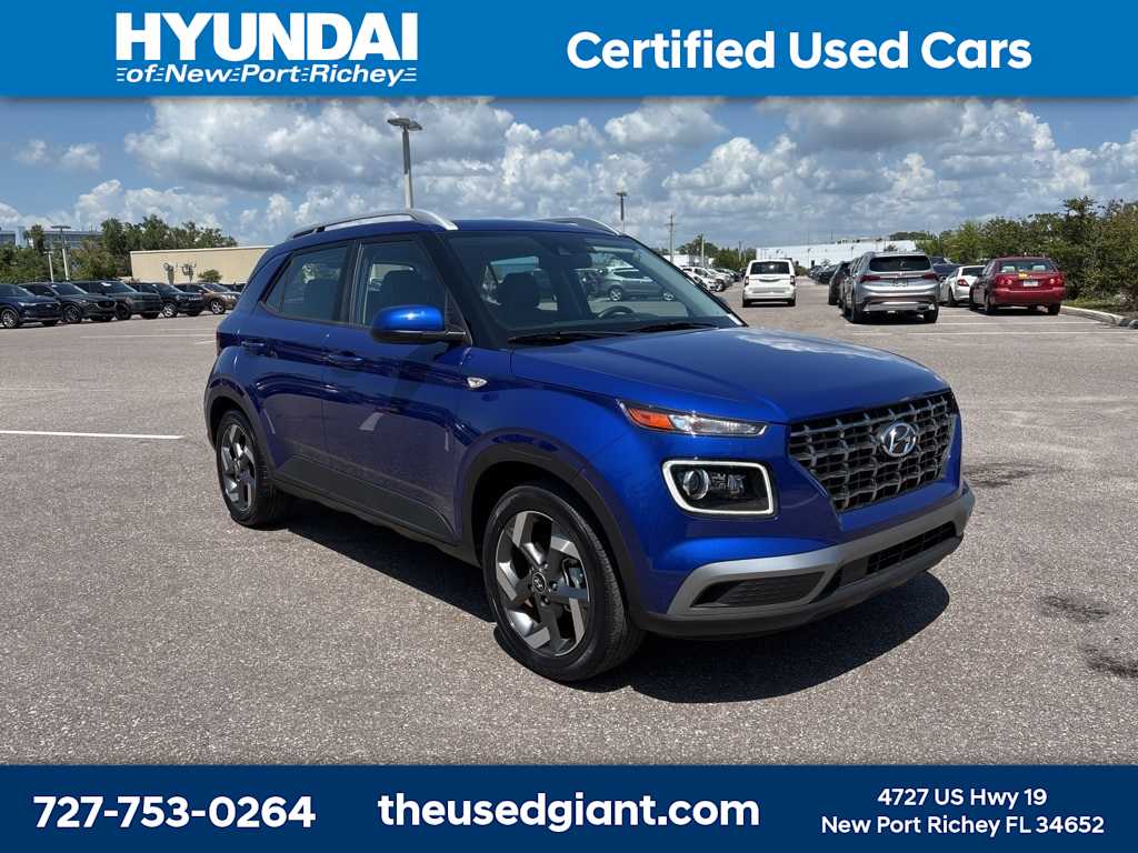 2022 Hyundai Venue Limited 7