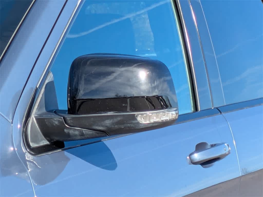 Thumbnail: 2020 Jeep Grand Cherokee - 11