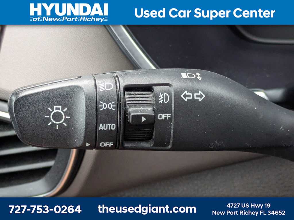 Thumbnail: 2020 Hyundai Santa Fe - 37