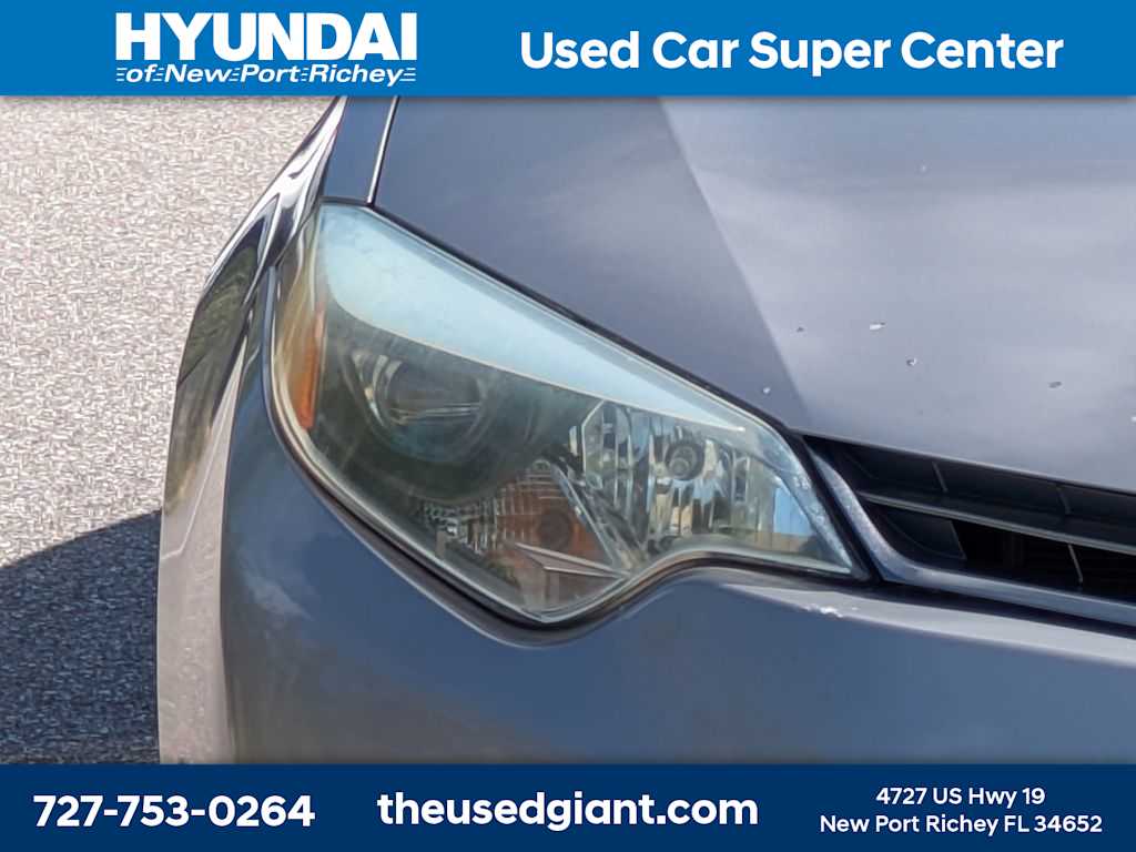 Thumbnail: 2015 Toyota Corolla - 9