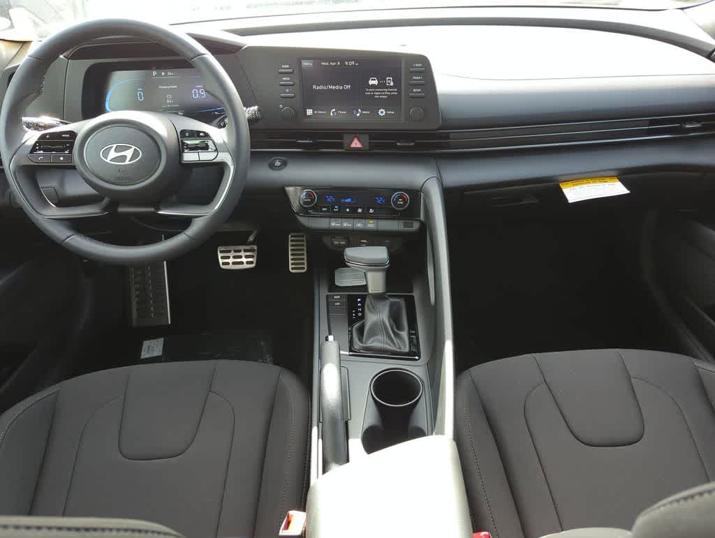 Thumbnail: 2026 Hyundai Elantra - 18