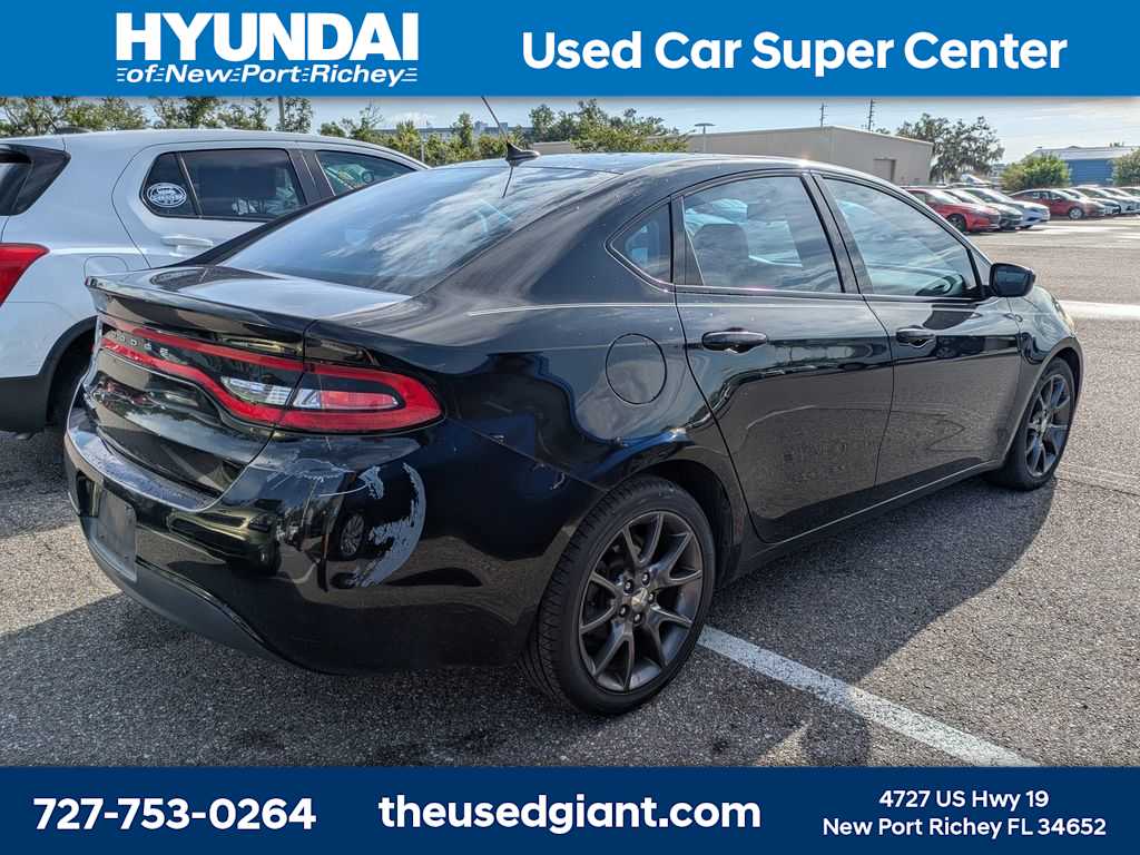 Thumbnail: 2016 Dodge Dart - 2