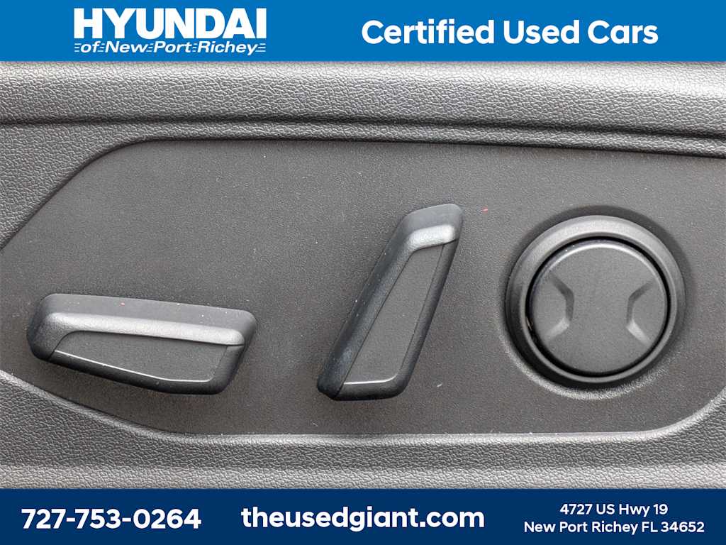 Thumbnail: 2022 Hyundai Elantra - 20