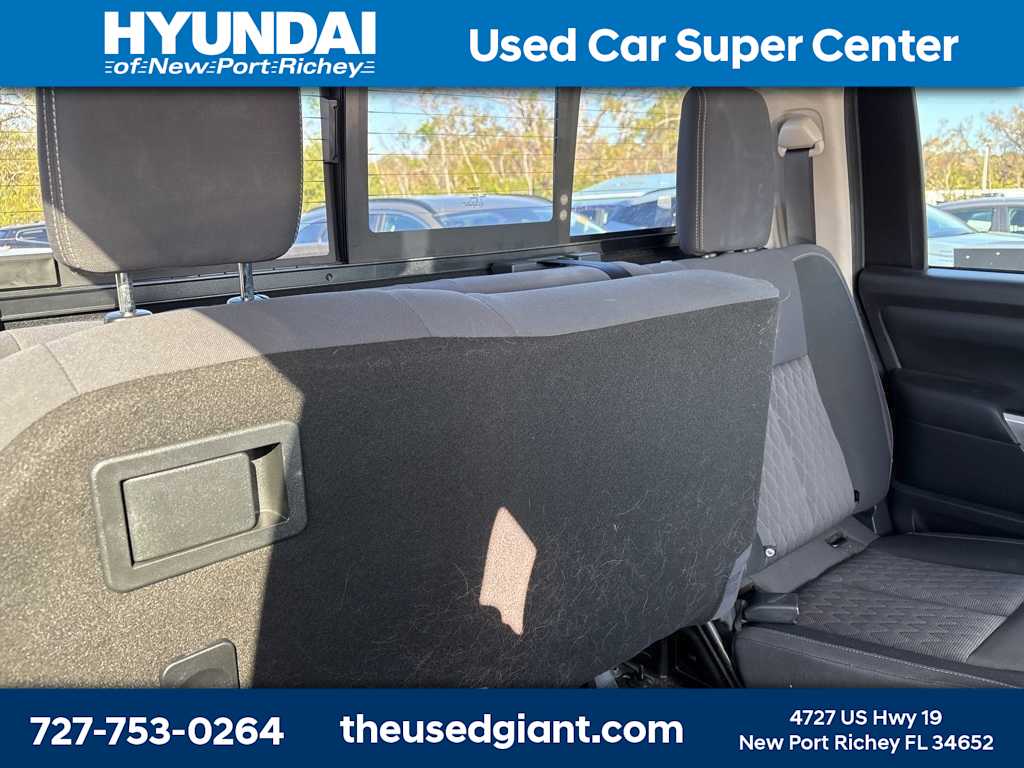 Thumbnail: 2021 Nissan Titan - 10