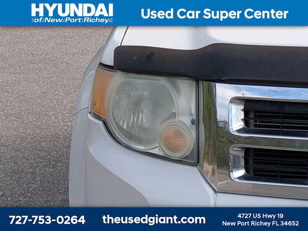 Thumbnail: 2012 Ford Escape - 9