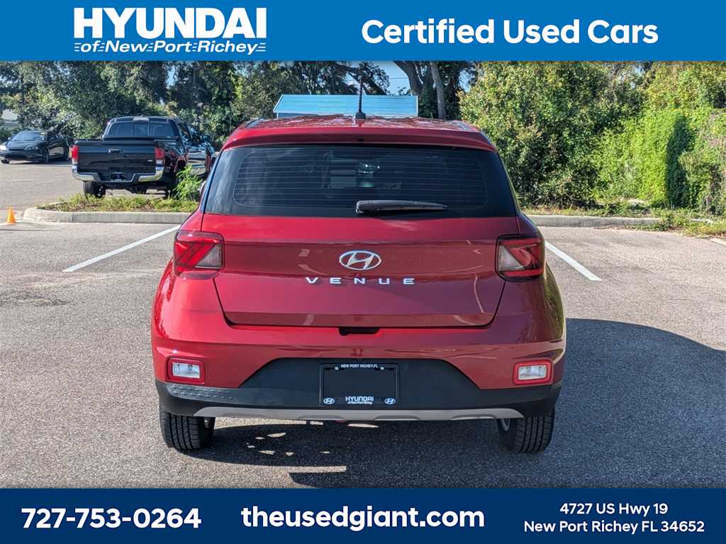 Thumbnail: 2024 Hyundai Venue - 4