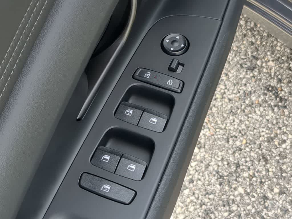 Thumbnail: 2026 Hyundai Elantra - 18