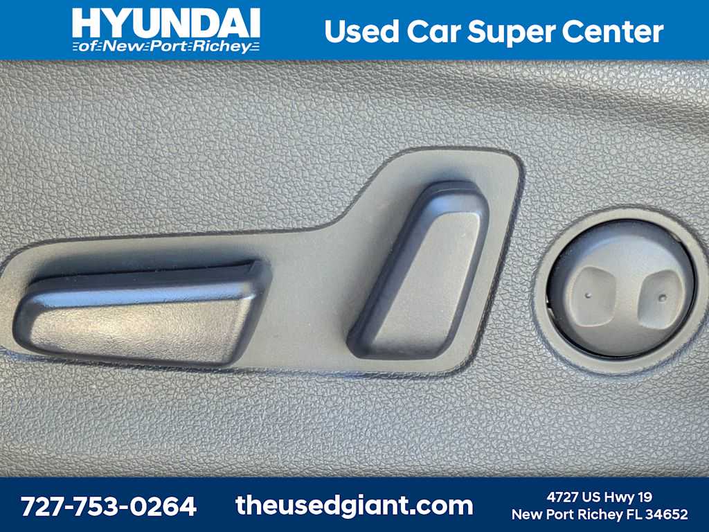 Thumbnail: 2020 Hyundai Tucson - 22