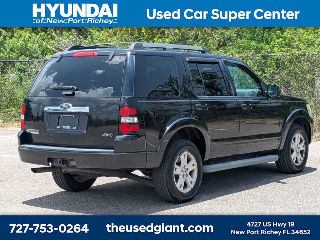 Thumbnail: 2010 Ford Explorer - 5