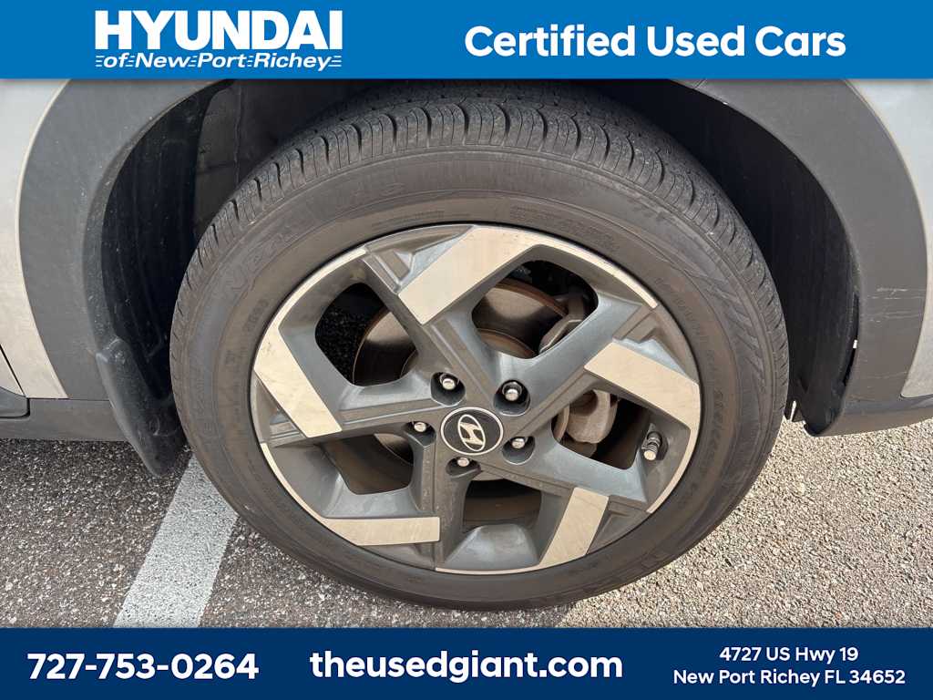 2022 Hyundai Venue SEL 5