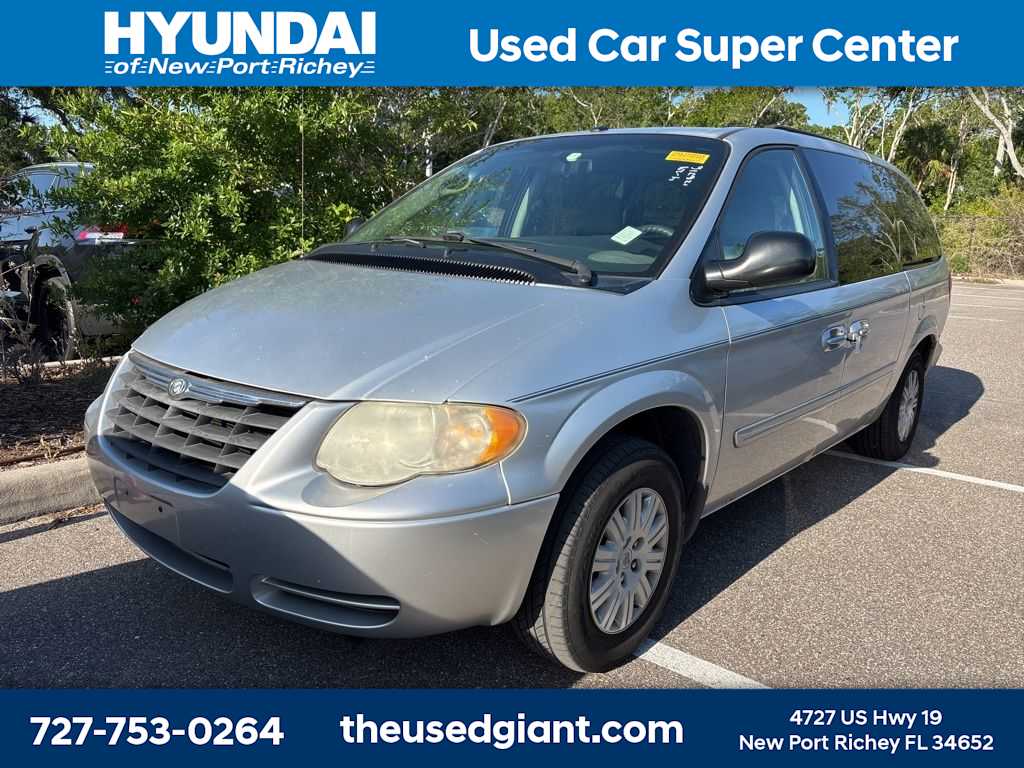 2007 Chrysler Town & Country LX -
                  New Port Richey, FL