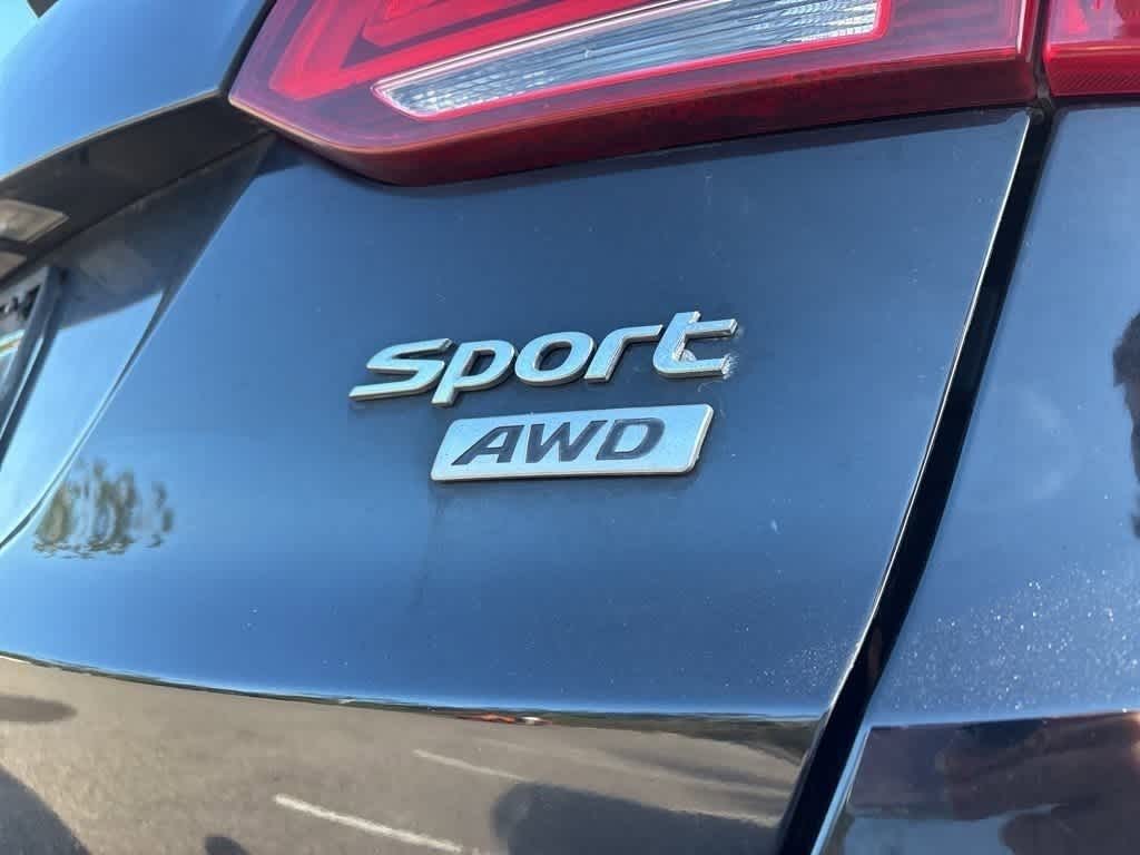 Thumbnail: 2017 Hyundai Santa Fe - 5