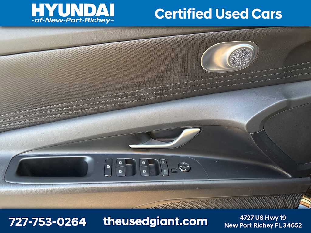 Thumbnail: 2024 Hyundai Elantra - 9
