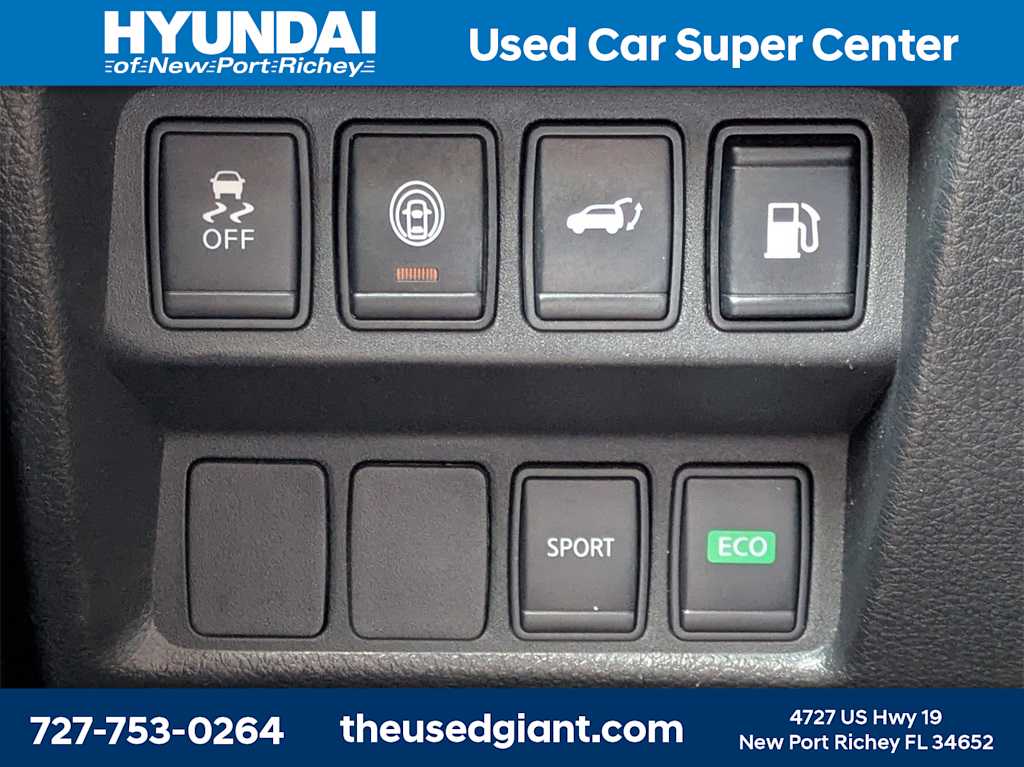 Thumbnail: 2020 Nissan Rogue - 28