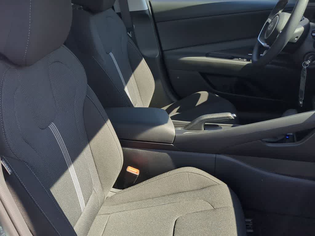 Thumbnail: 2026 Hyundai Elantra - 22