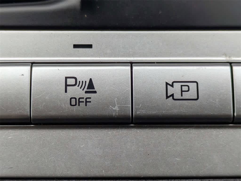 Thumbnail: 2024 Kia Carnival - 31