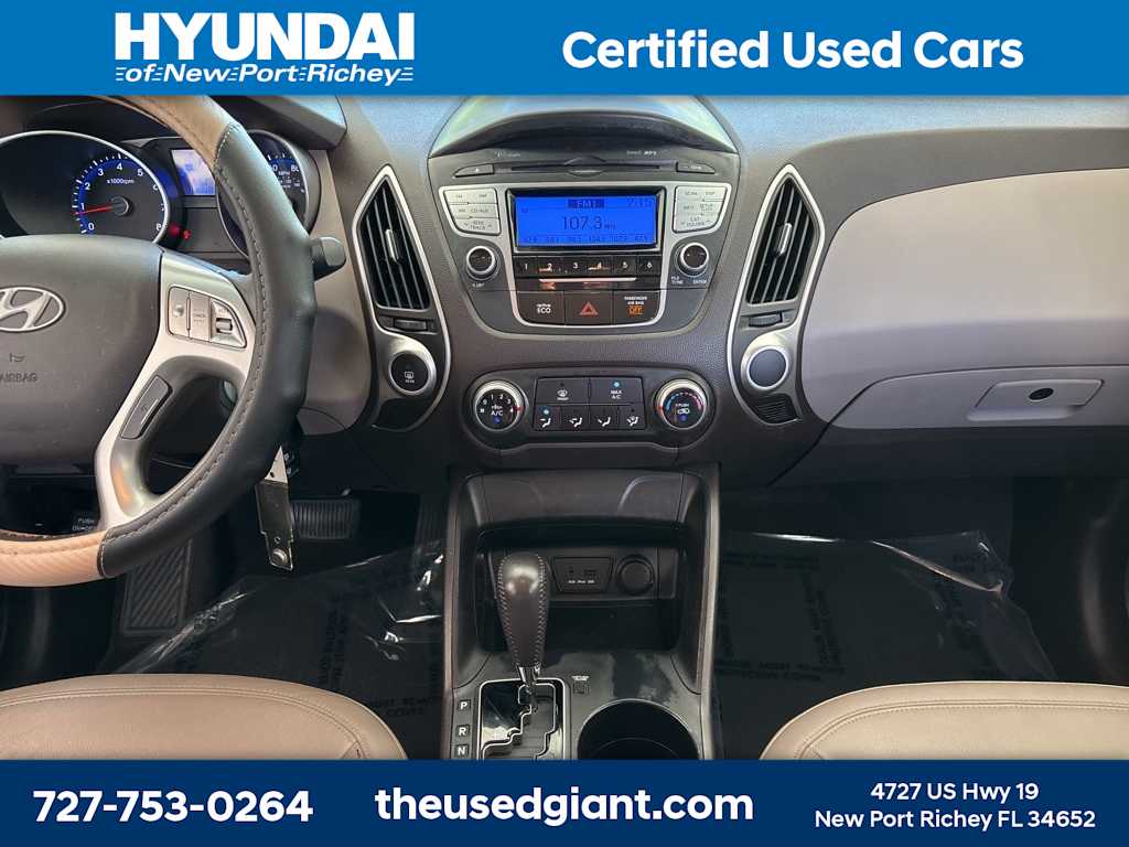 Thumbnail: 2012 Hyundai Tucson - 14