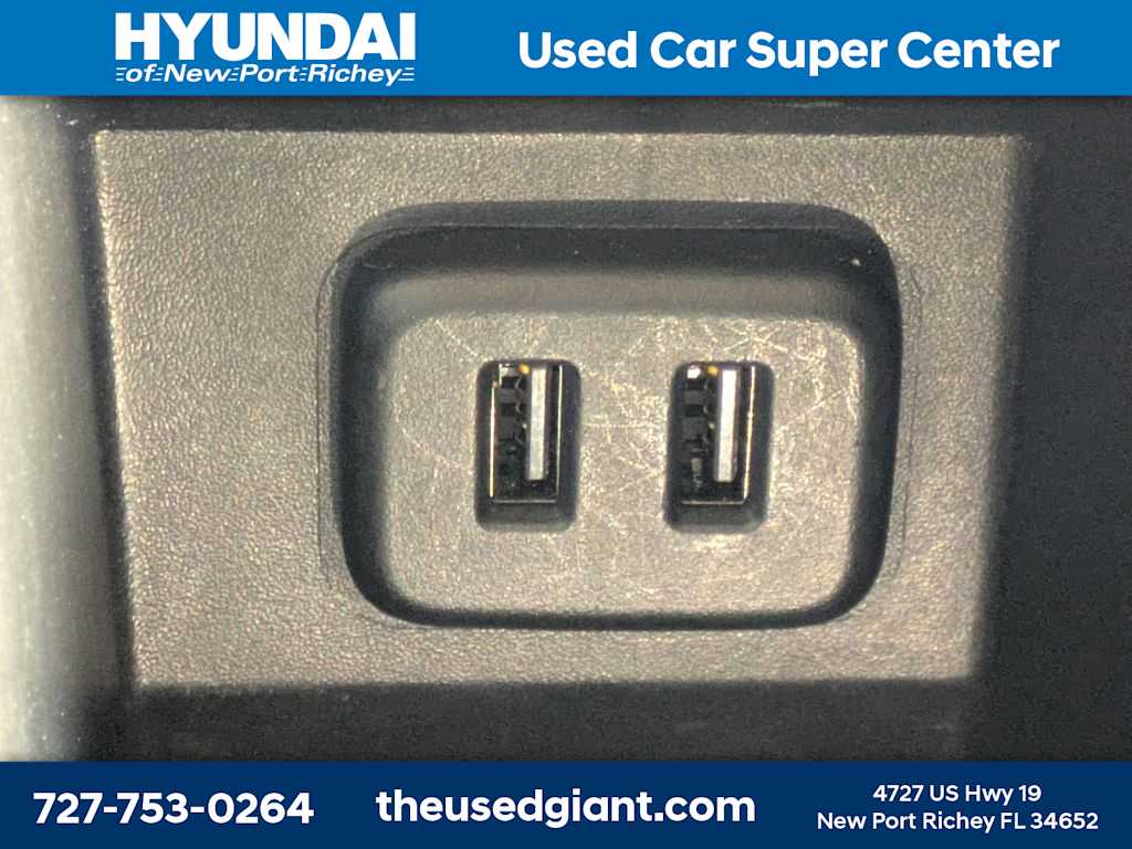 Thumbnail: 2022 Chevrolet Equinox - 35