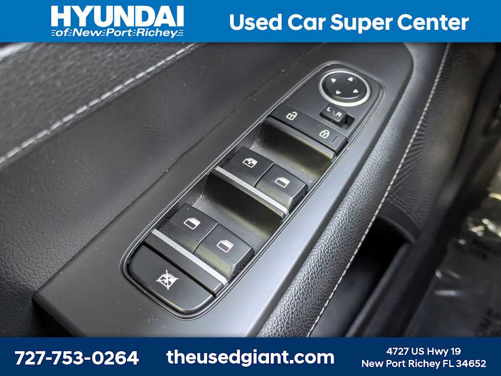 Thumbnail: 2022 Kia Forte - 28