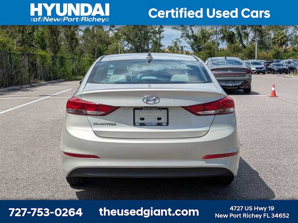 Thumbnail: 2017 Hyundai Elantra - 4