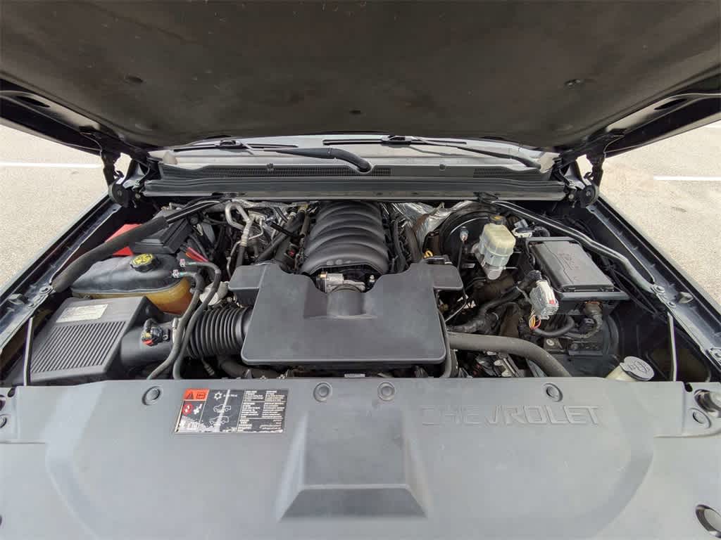 Thumbnail: 2015 Chevrolet Suburban - 15