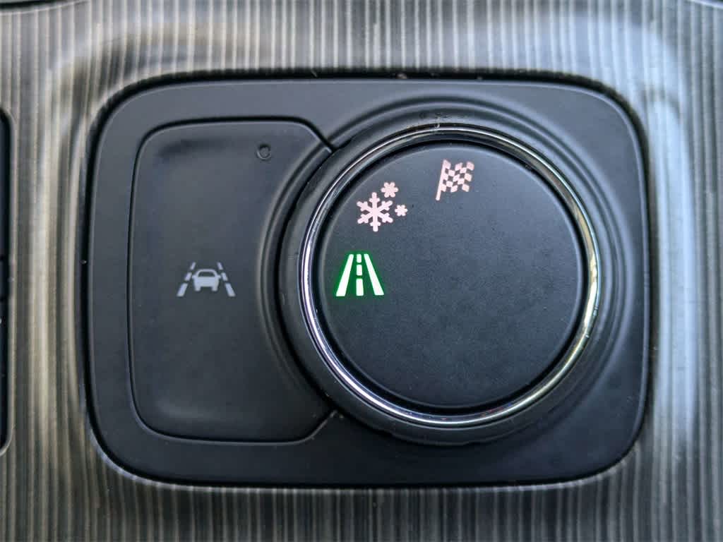 Thumbnail: 2022 GMC Acadia - 33