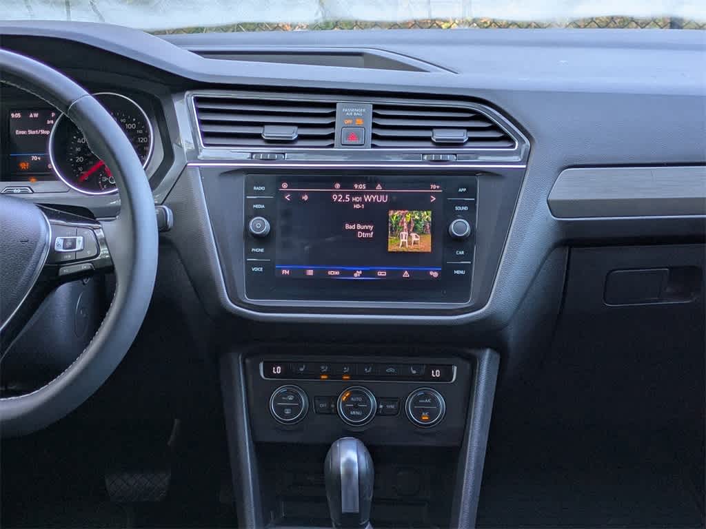 Thumbnail: 2021 Volkswagen Tiguan - 23