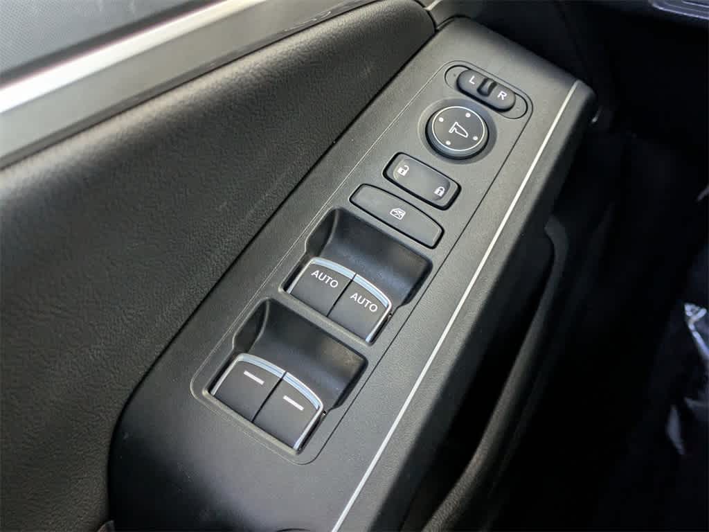 Thumbnail: 2023 Acura Integra - 27