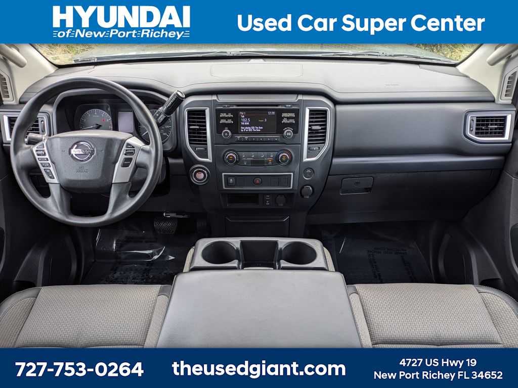 Thumbnail: 2018 Nissan Titan - 15