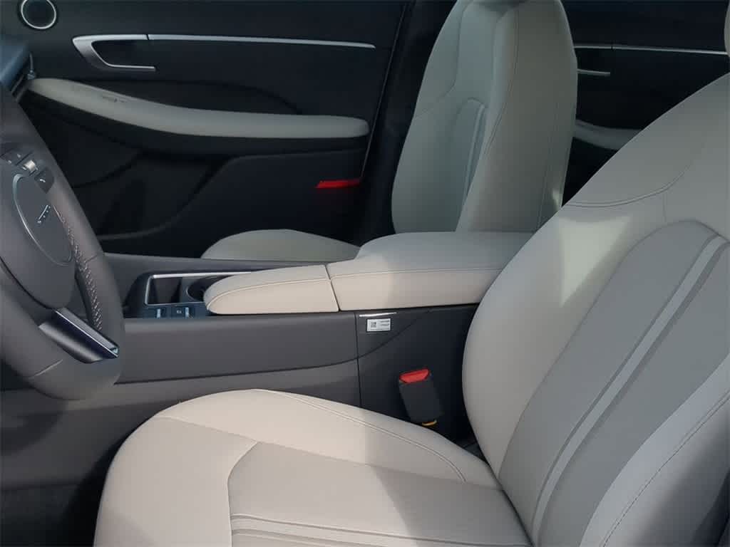 Thumbnail: 2025 Hyundai Sonata - 16