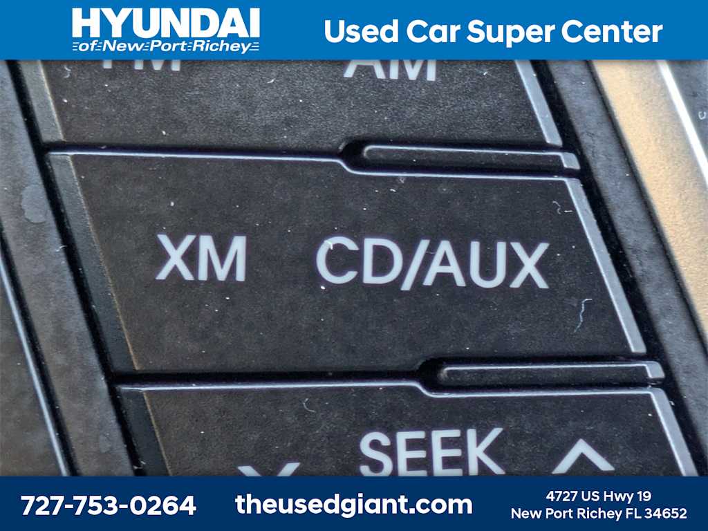 Thumbnail: 2013 Hyundai Accent - 20