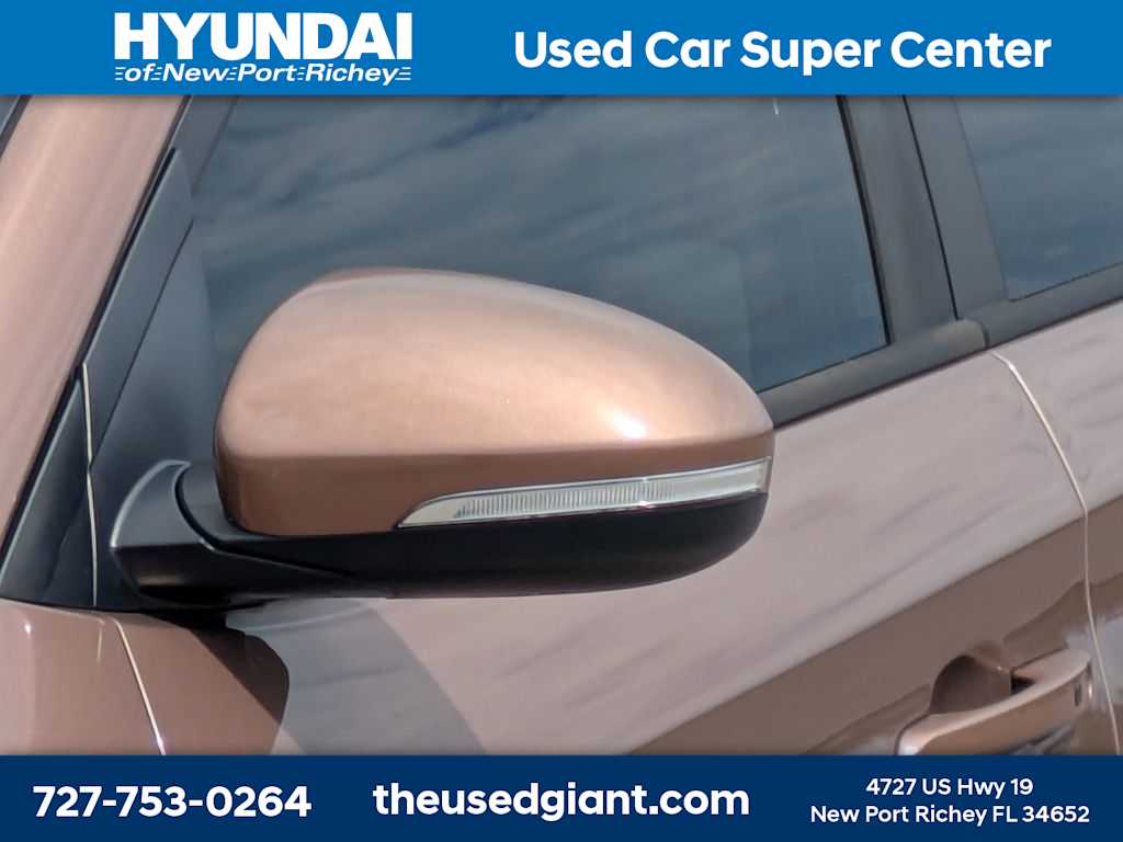 Thumbnail: 2017 Hyundai Tucson - 11