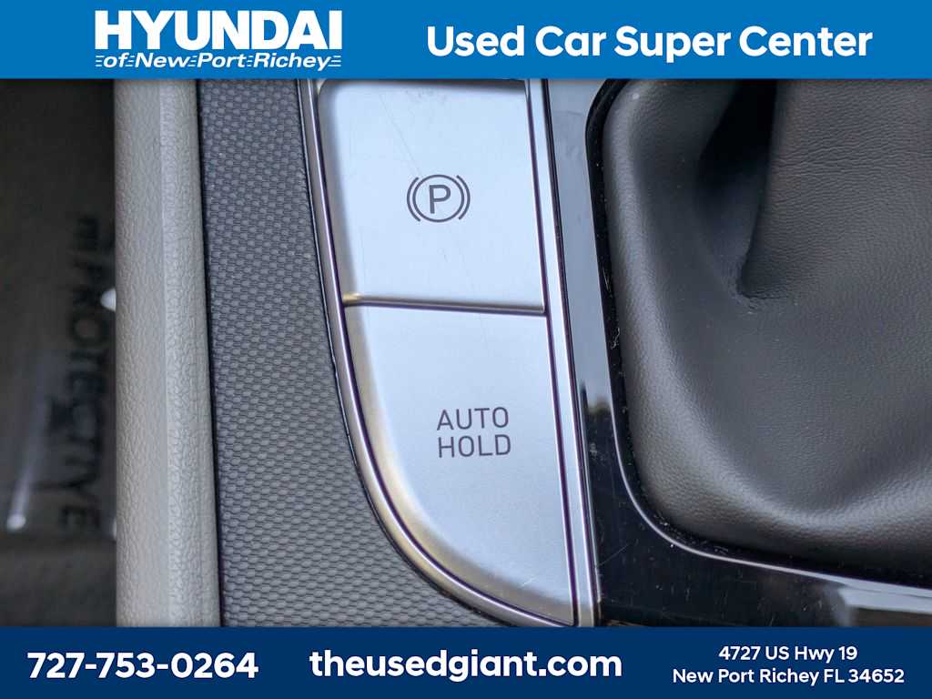 Thumbnail: 2025 Hyundai Elantra - 24
