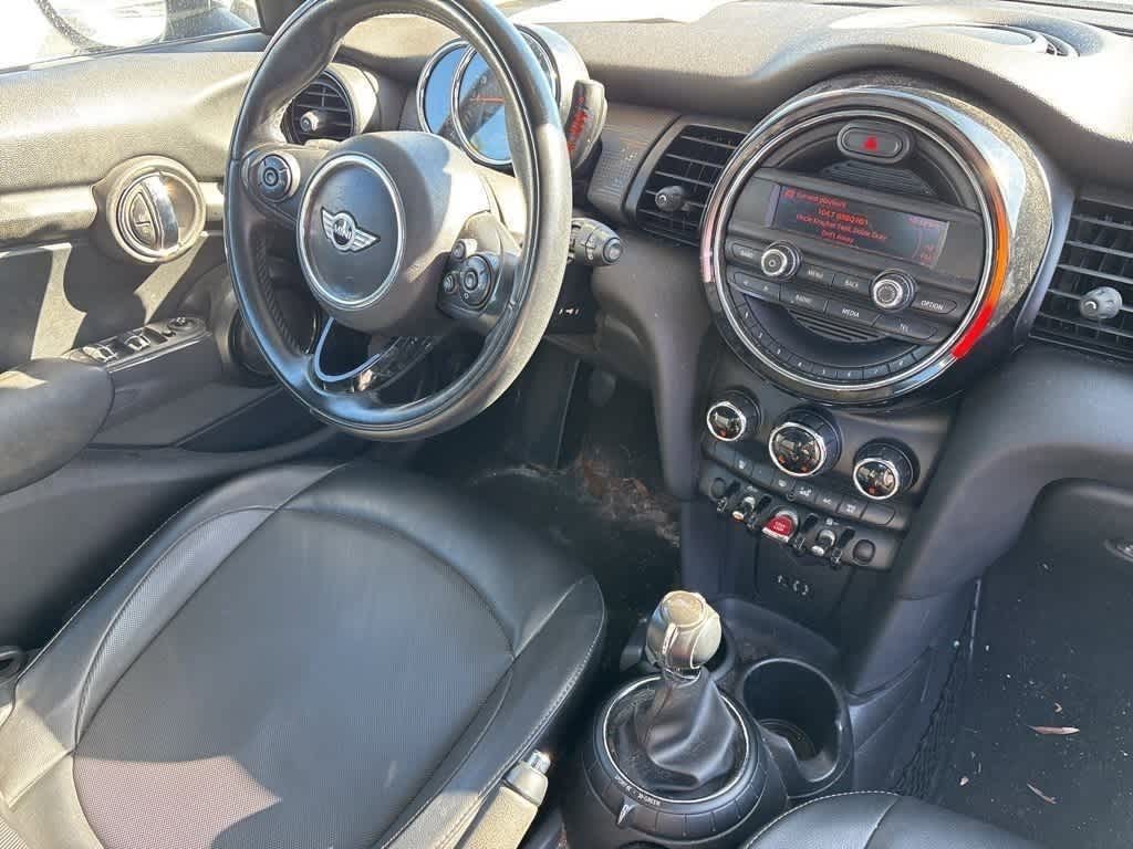 Thumbnail: 2015 MINI Cooper Hardtop - 6